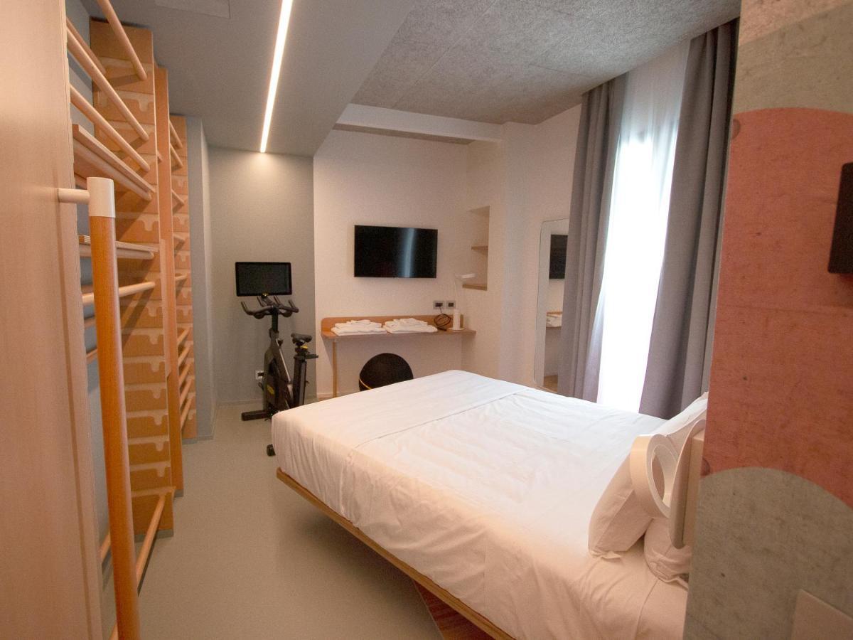 Demo Hotel Design Emotion Римини Экстерьер фото