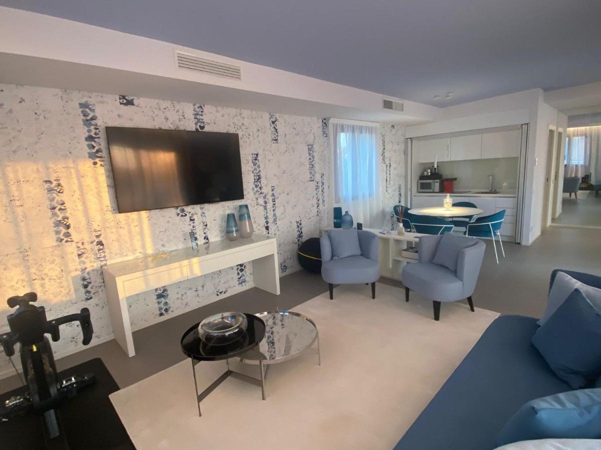 Demo Hotel Design Emotion Римини Экстерьер фото