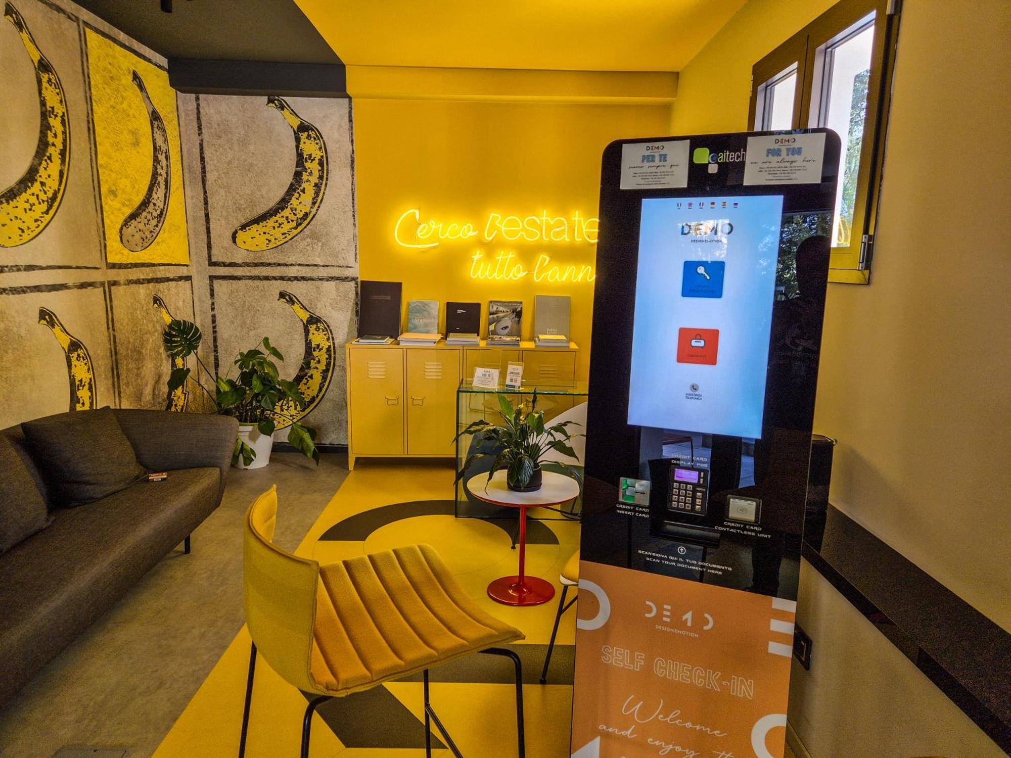 Demo Hotel Design Emotion Римини Экстерьер фото