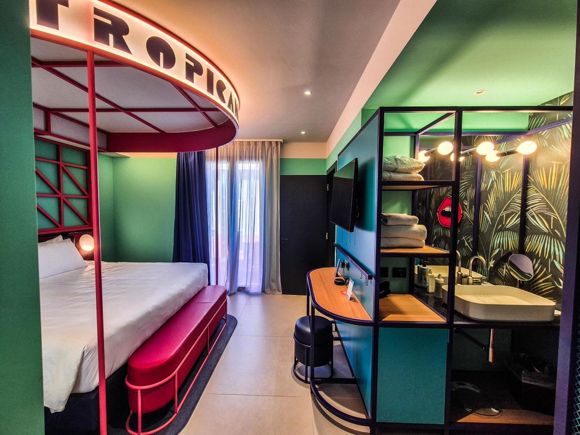 Demo Hotel Design Emotion Римини Экстерьер фото